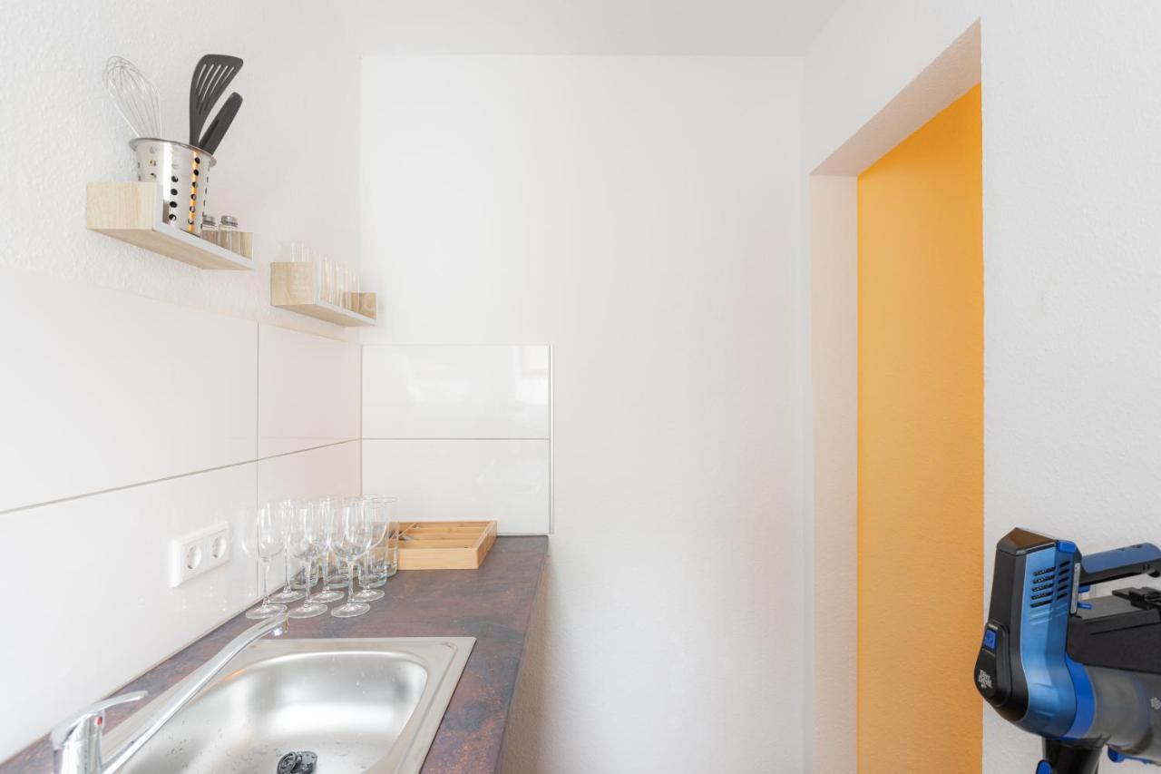 - Magical Harry Potter Apartment In Duisburg - 2 Mins Central Station Hbf - Kingsize Bed & Netflix - Ngoại thất bức ảnh